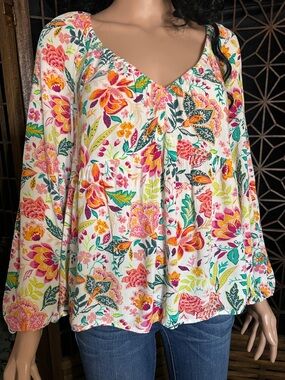 OLD NAVY COLORFUL PRINT TOP L
